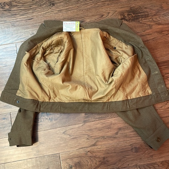 ****Authentic WW II Ike Jacket-Sz 34 R*** - Picture 6 of 9